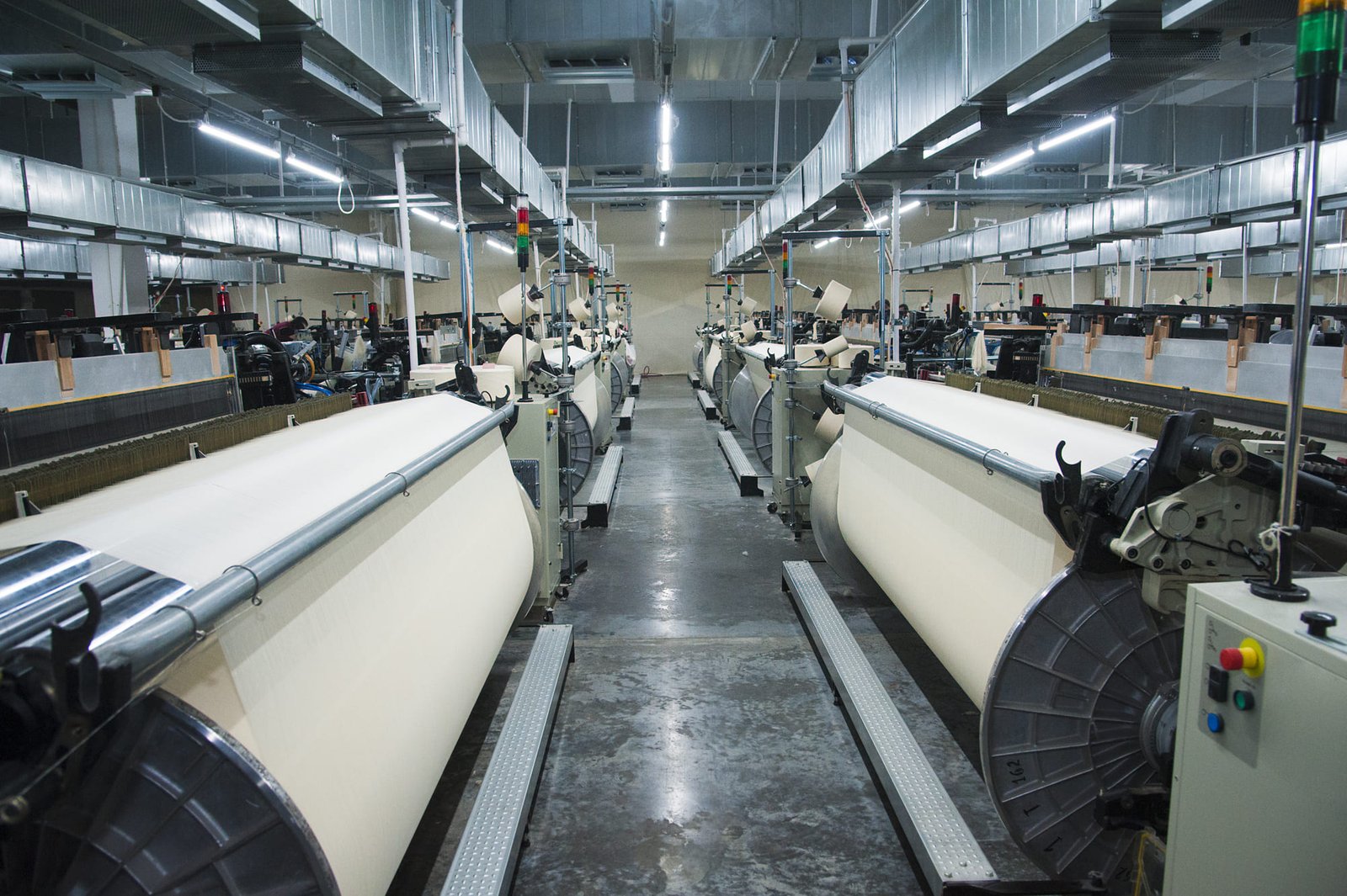 Fabric production lines and weaving looms for textile factory
