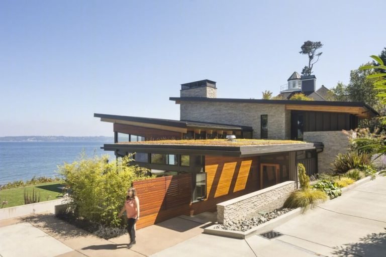 Luxury oceanfront villa with premium materials from China